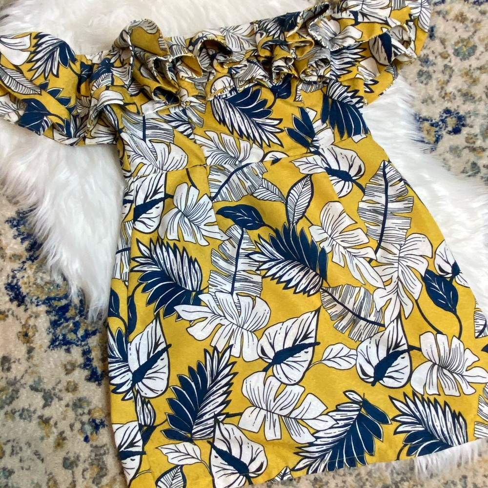 Floral Off-the-Shoulder Ruffle Dress - Picture 5 of 8